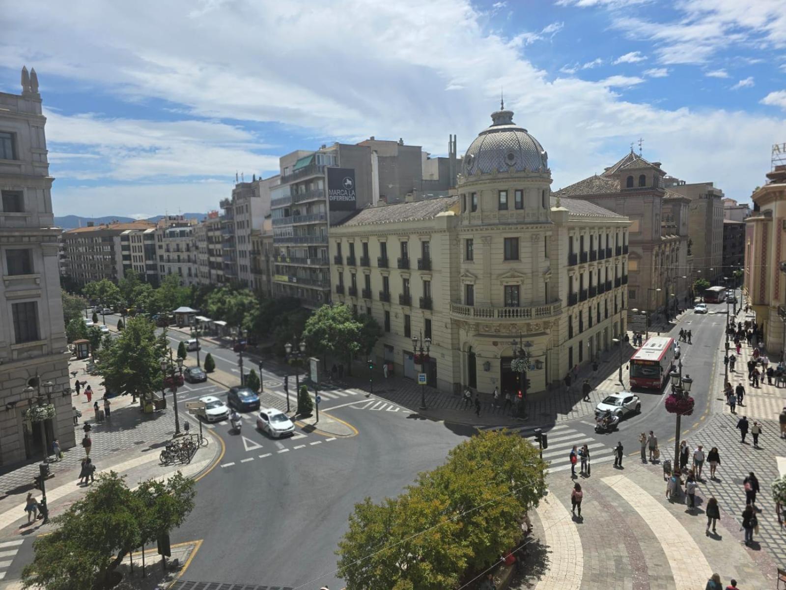 Apartment Lyrioshomes Reyes Catolicos *