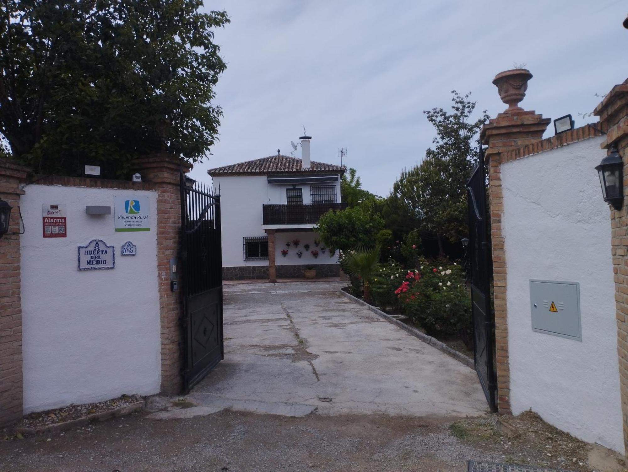 Vivienda Rural Huerta Del Medio * Granada