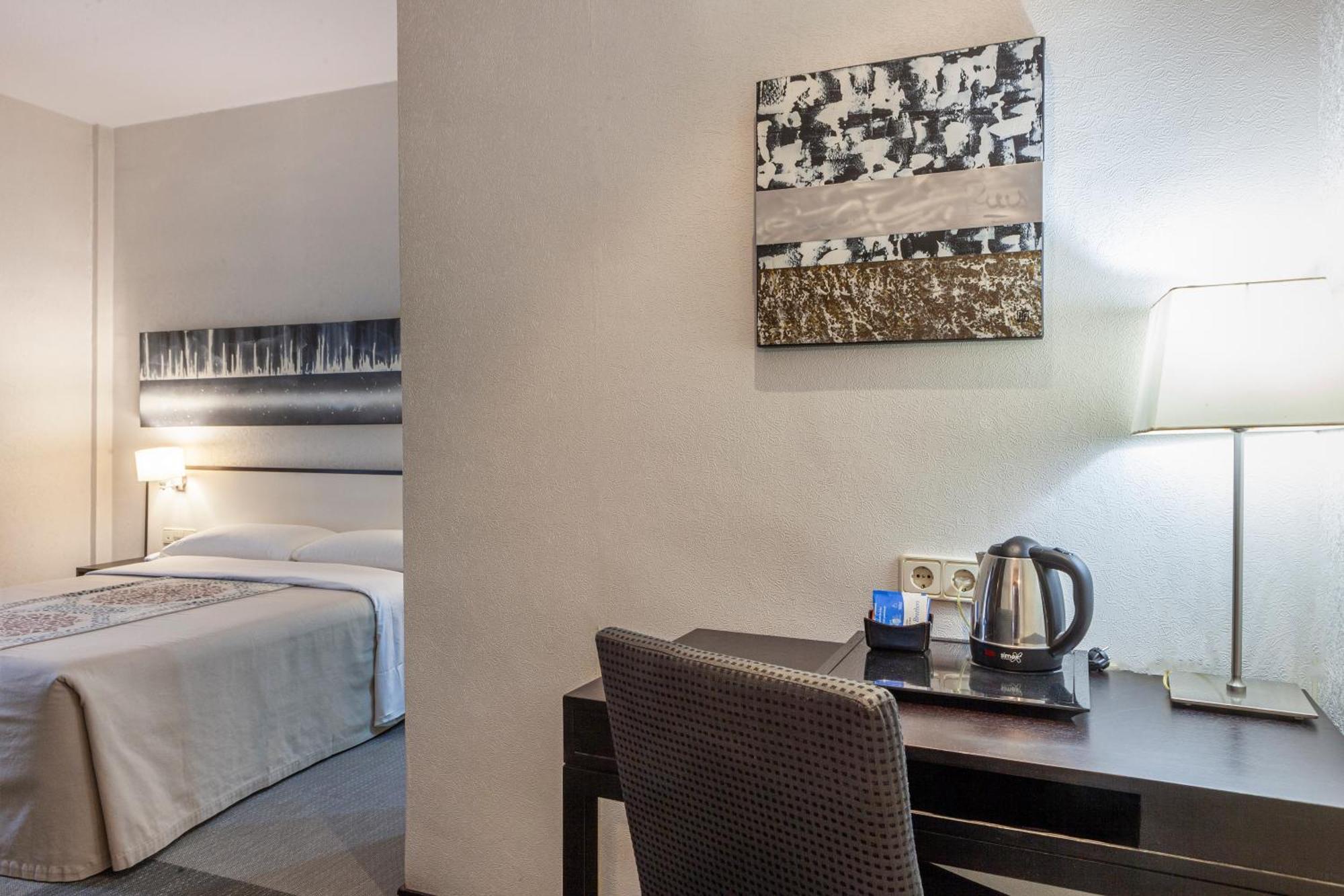 Macia Plaza Hotel Granada