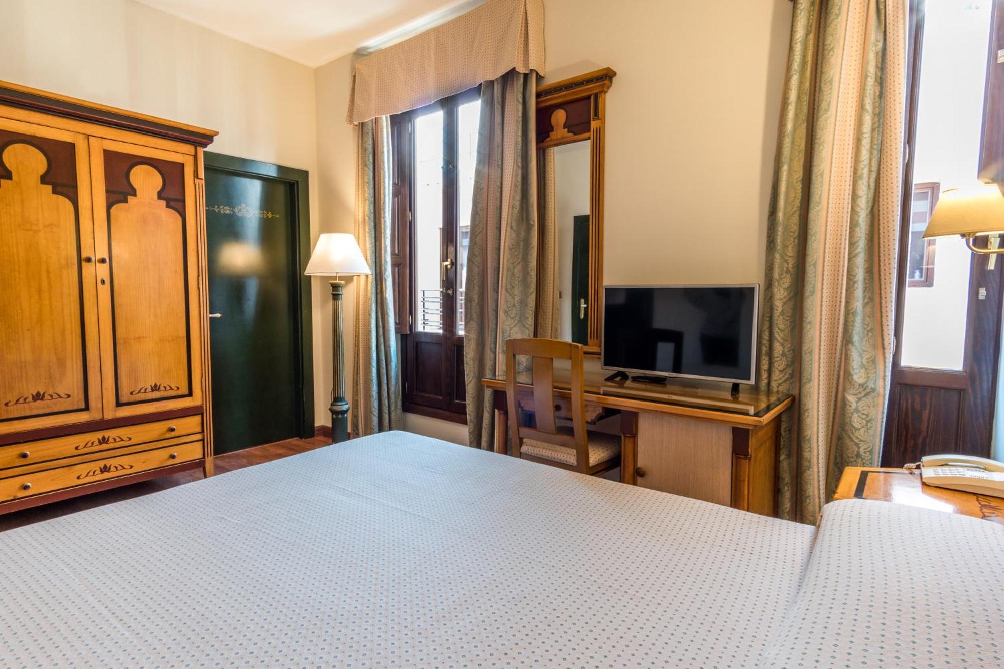 Plaza Nueva Hotel Granada