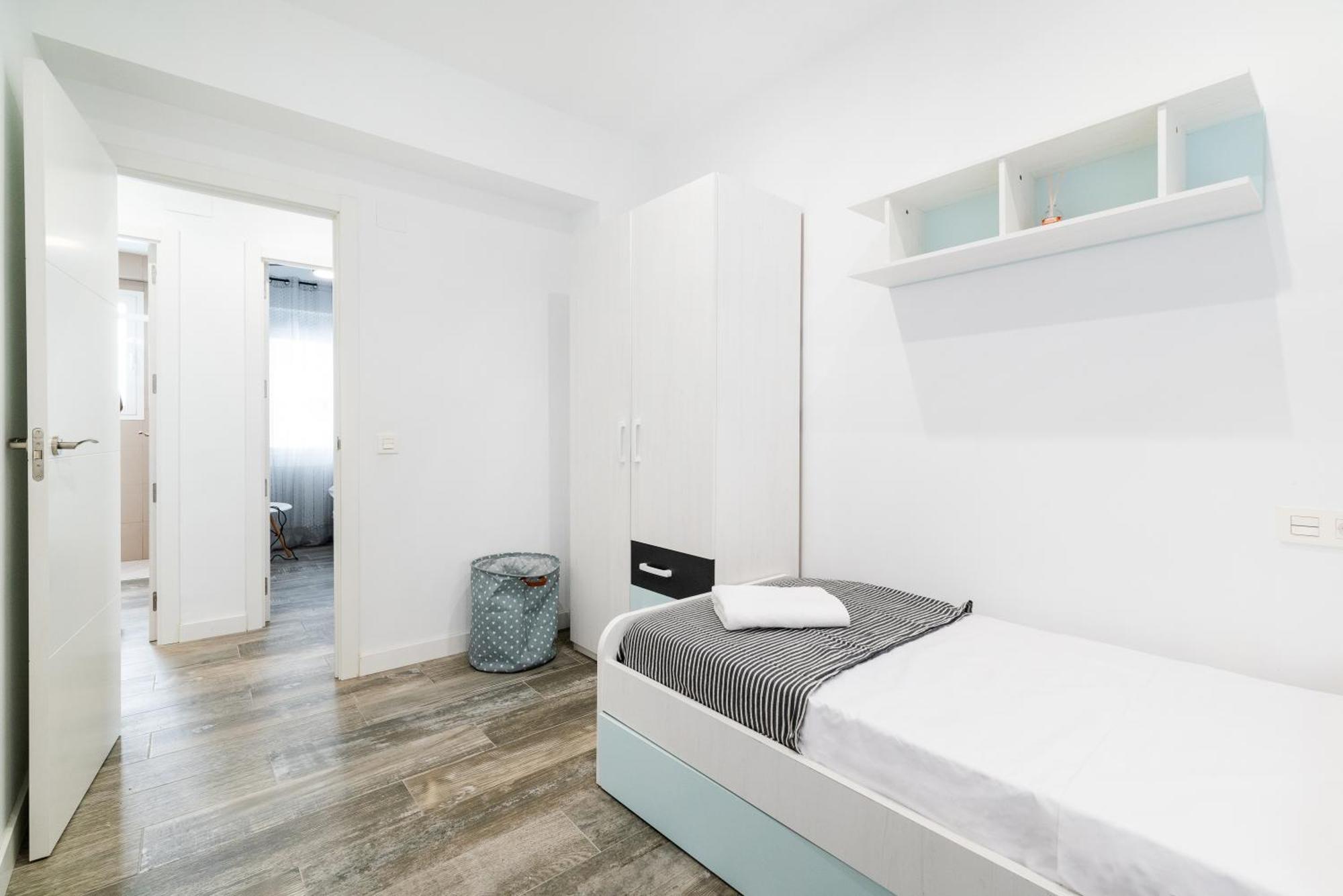 Apartment Pajaritos Junto A Centro, Estacion De Tren Y Plaza De Toros