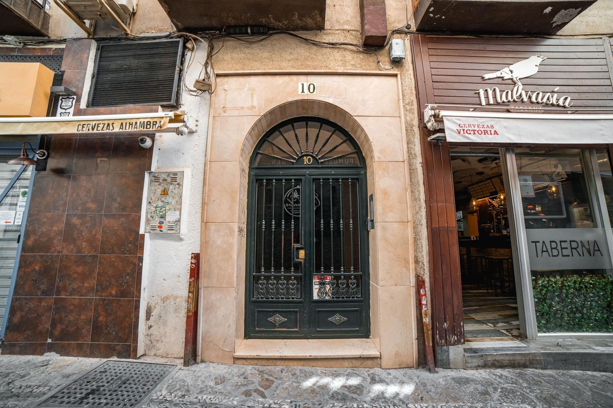 La Tana Centro 2 *