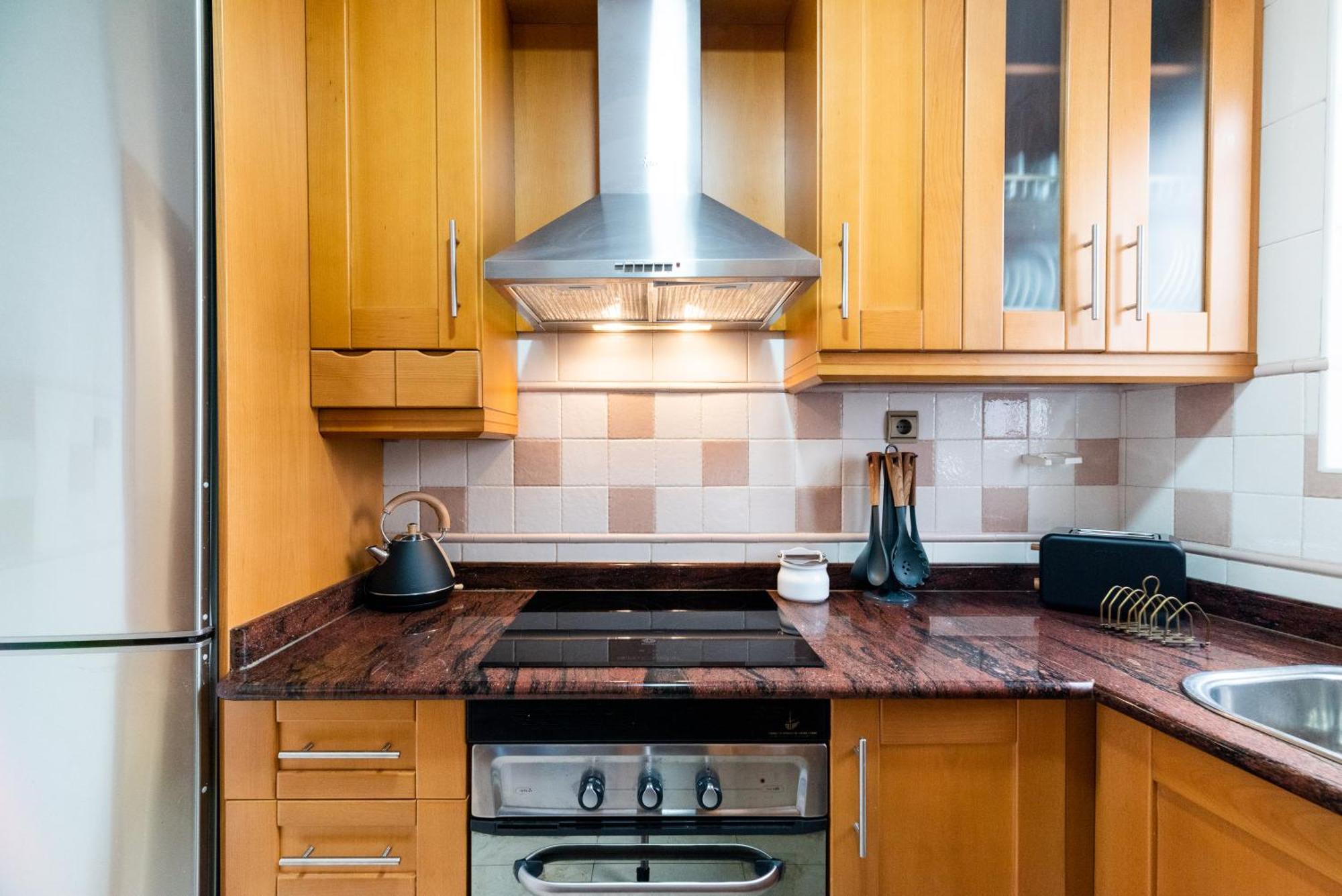 Apartment Wekey Homes Centrico Y Familiar, Parking Incluido Granada