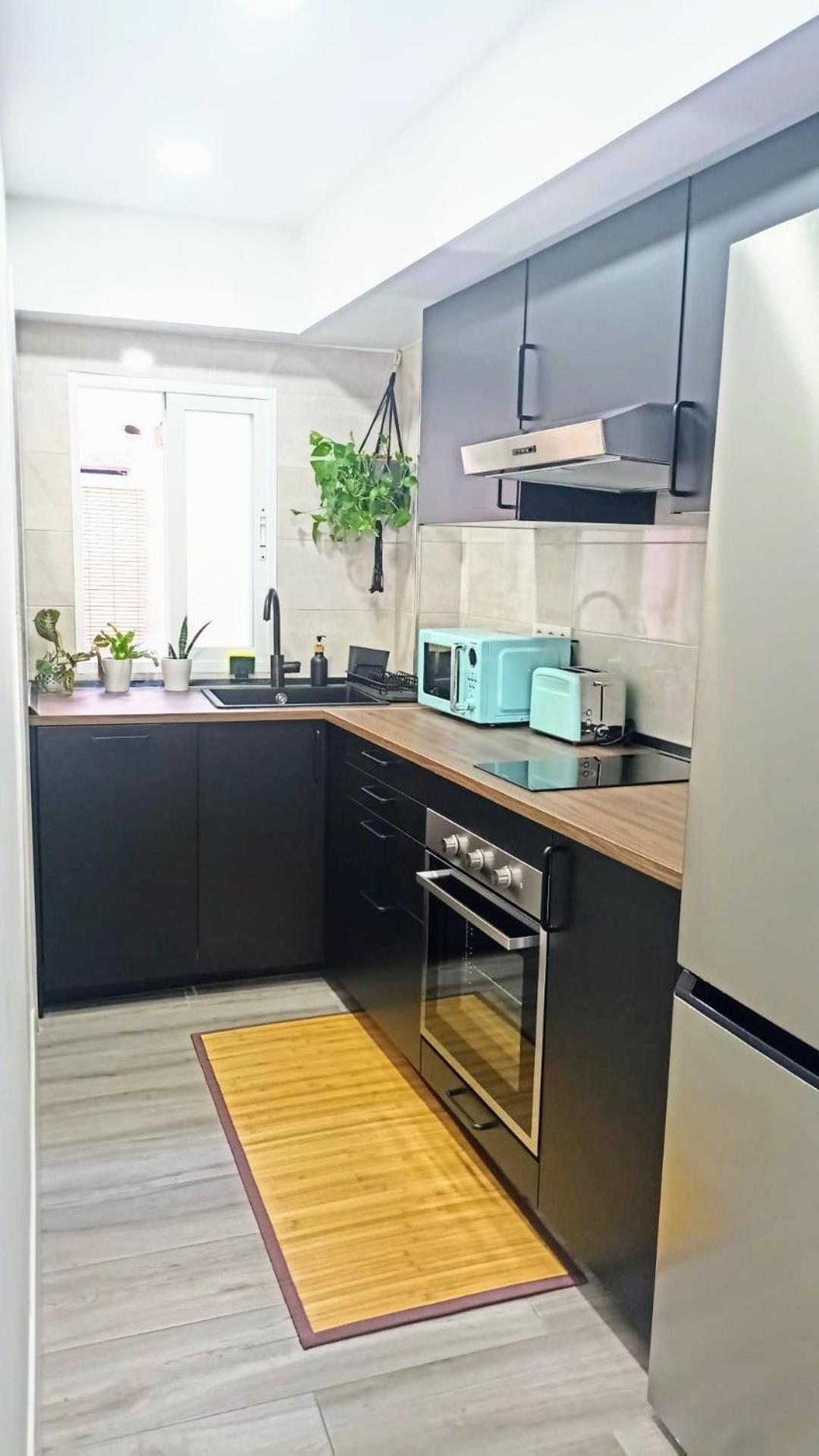 Habitacion Doble En Apartamento Reformado Con Terraza Double In Lovely With Terrace