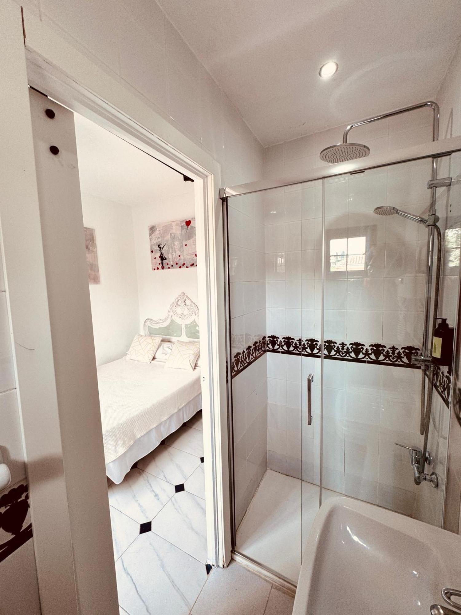 Guest house Hotelito Suecia Granada