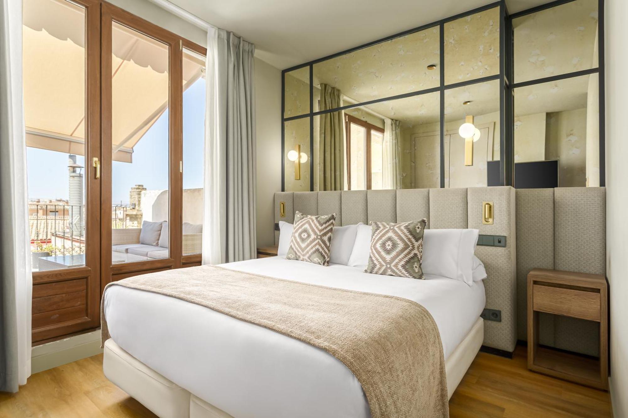 Mate Leo Hotel 4*