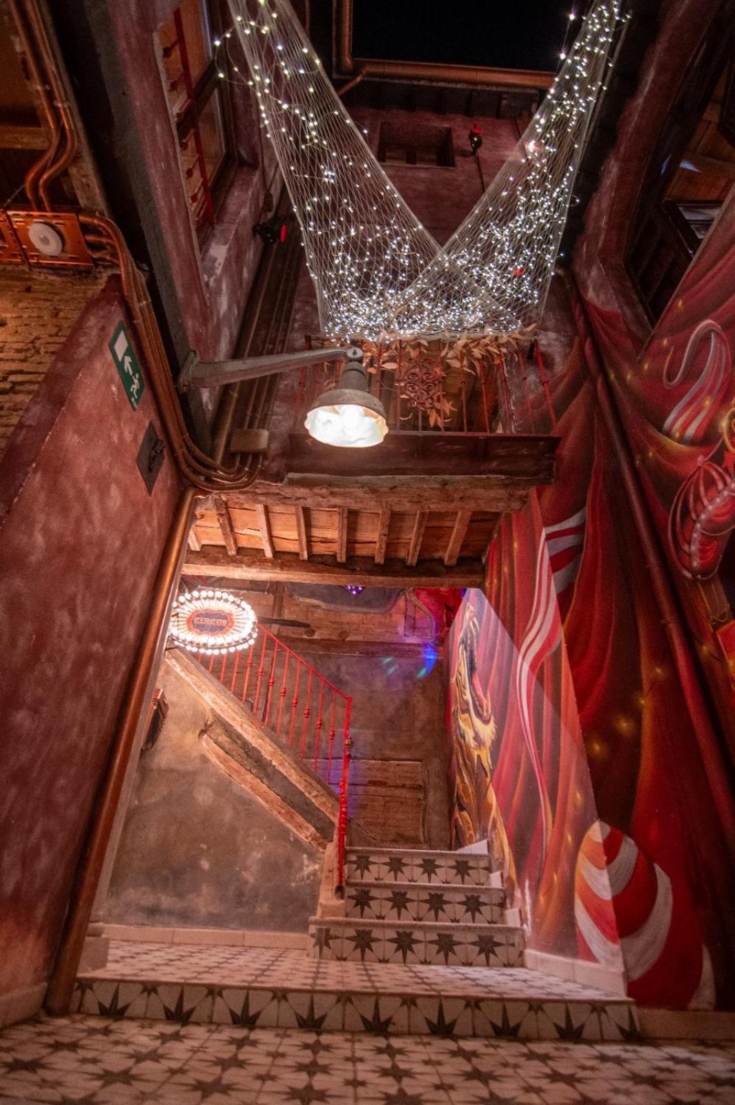 El Cafe Paris De Cv *