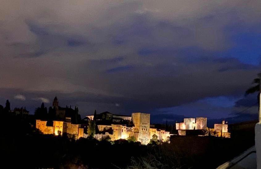 Casa Cueva Sacromonte Benevarez Brother Law Sl Holiday home *