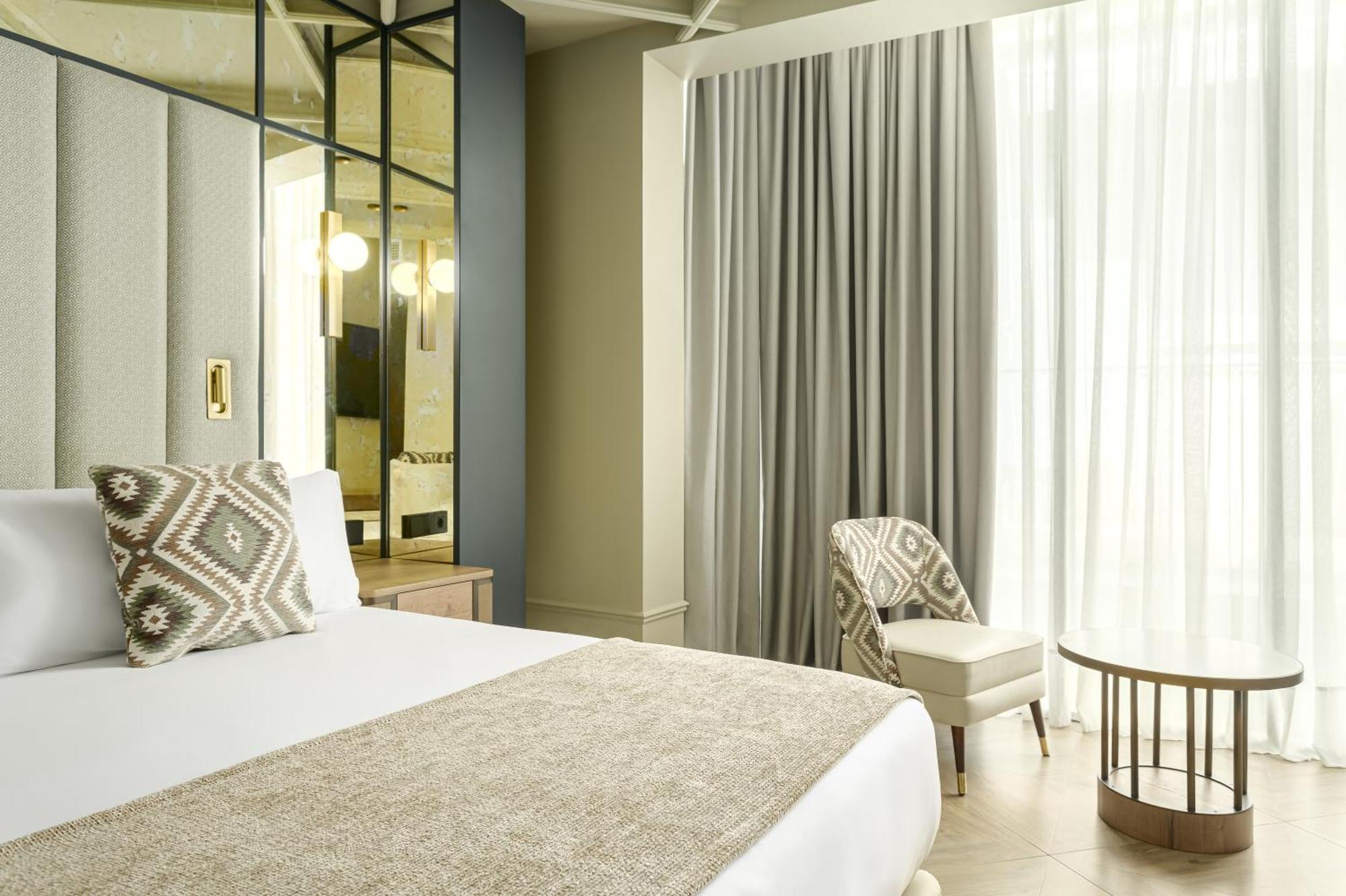 Mate Leo Hotel Granada