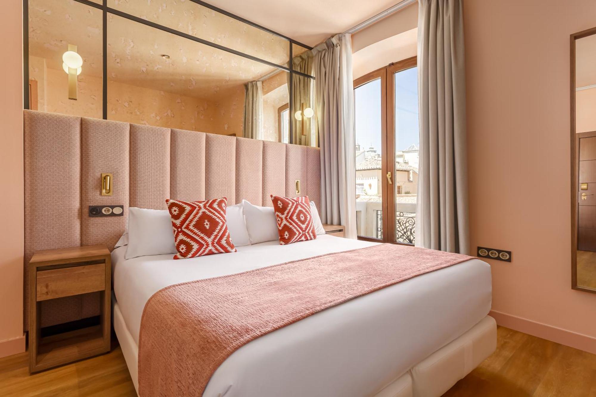 Hotel Mate Leo Granada