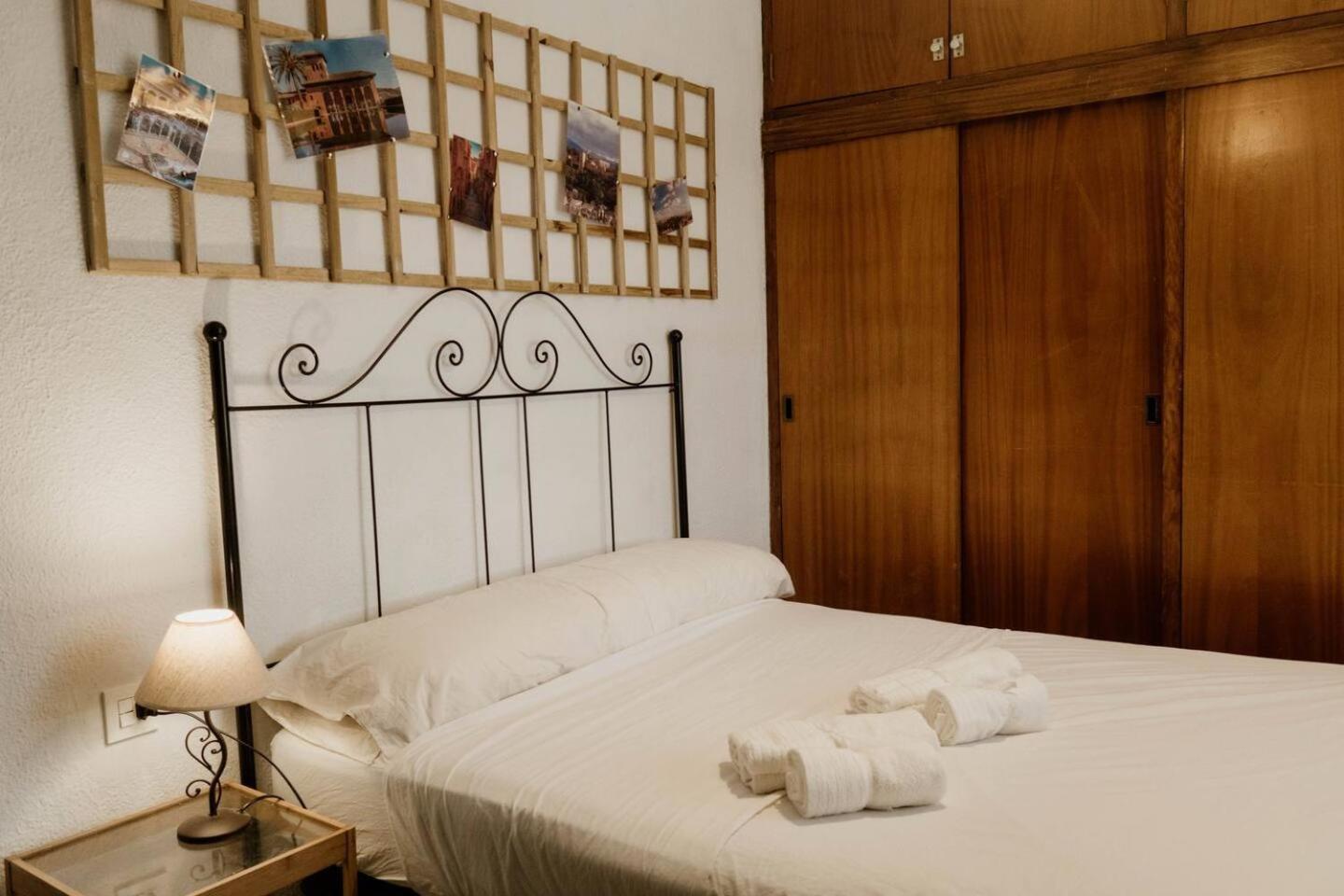 Albaycin For 5pax Apartment