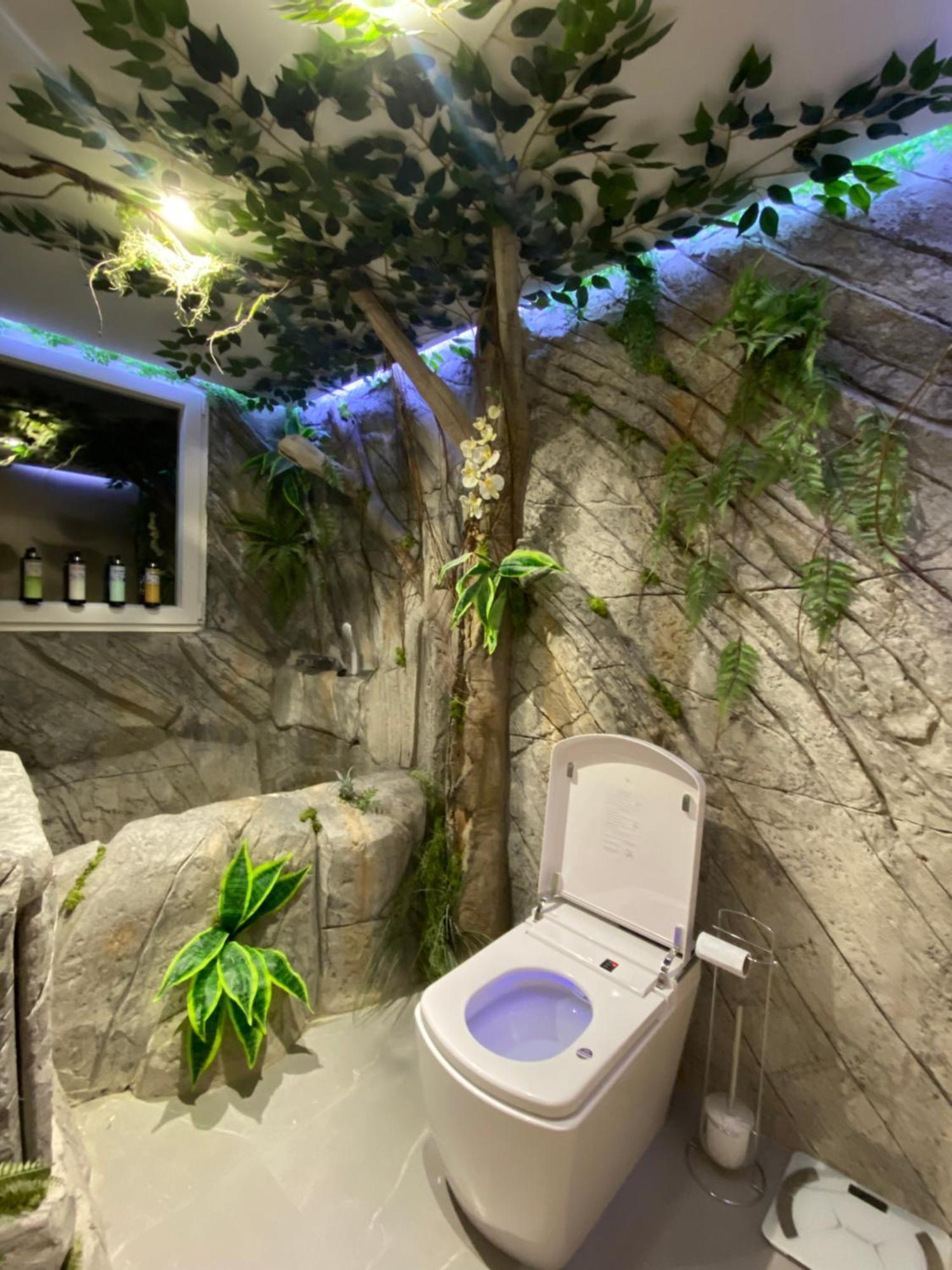 Futurotel Space Garden Hostel Granada