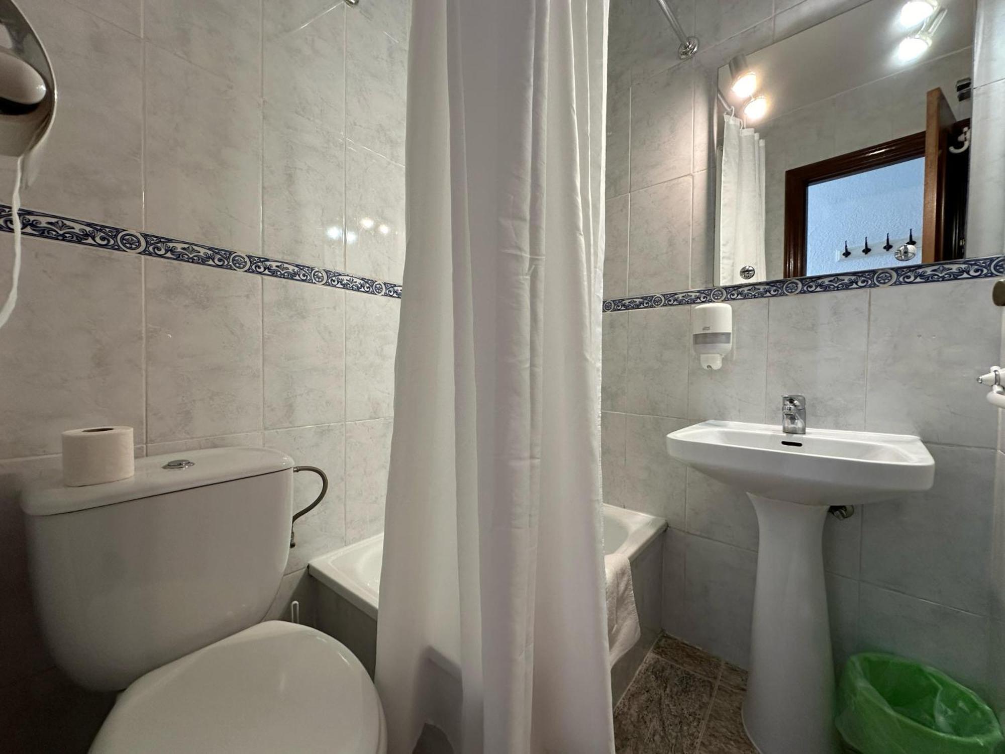 Pension Recogidas Guest house *