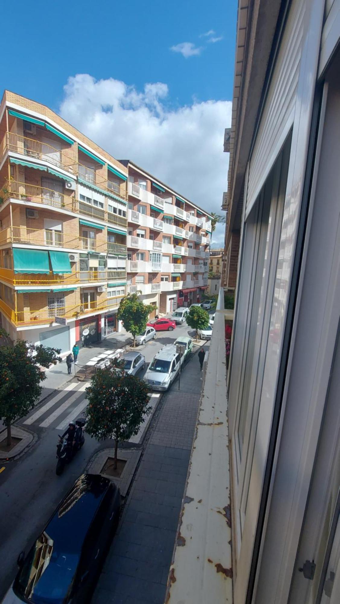 Center * Granada
