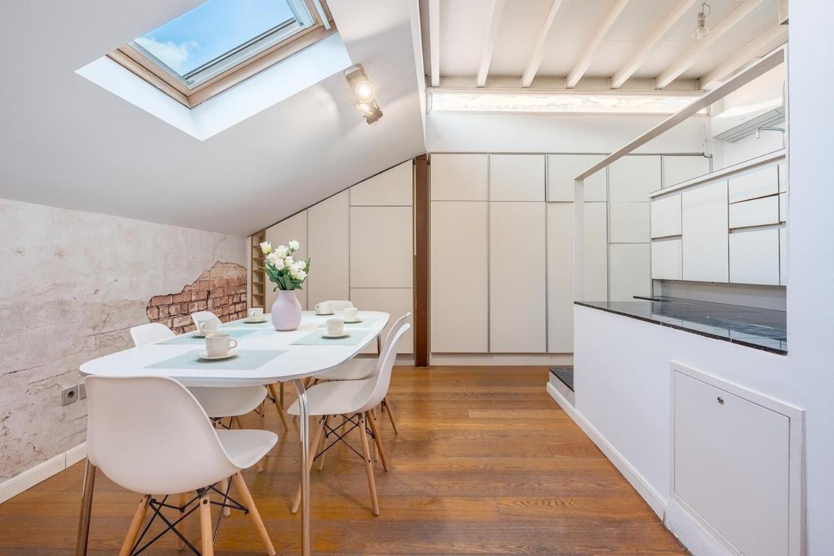 Atico Duplex Con Dos Terrazas Y Solarium En Plena Carrera De La Virgen Apartamento