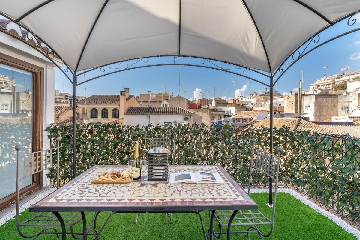 Apartamento Atico Duplex Con Dos Terrazas Y Solarium En Plena Carrera De La Virgen Granada