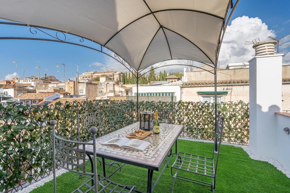 Apartamento Atico Duplex Con Dos Terrazas Y Solarium En Plena Carrera De La Virgen