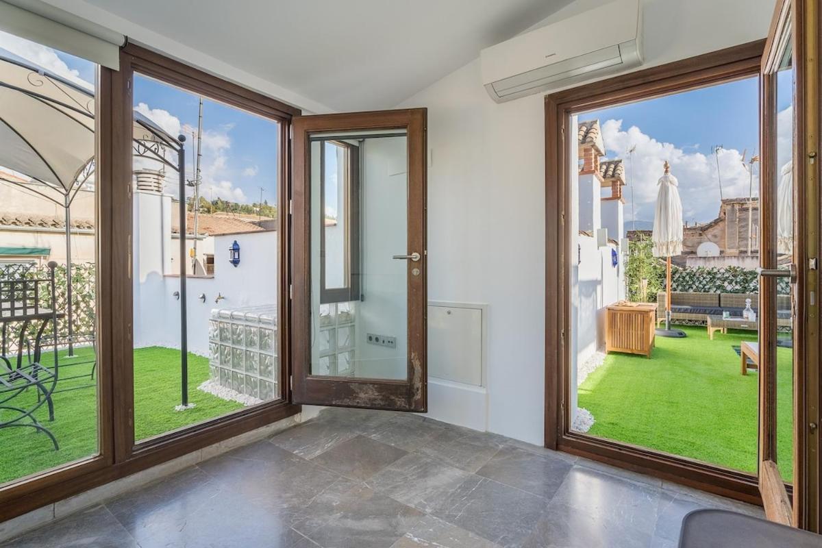 Atico Duplex Con Dos Terrazas Y Solarium En Plena Carrera De La Virgen Apartamento *