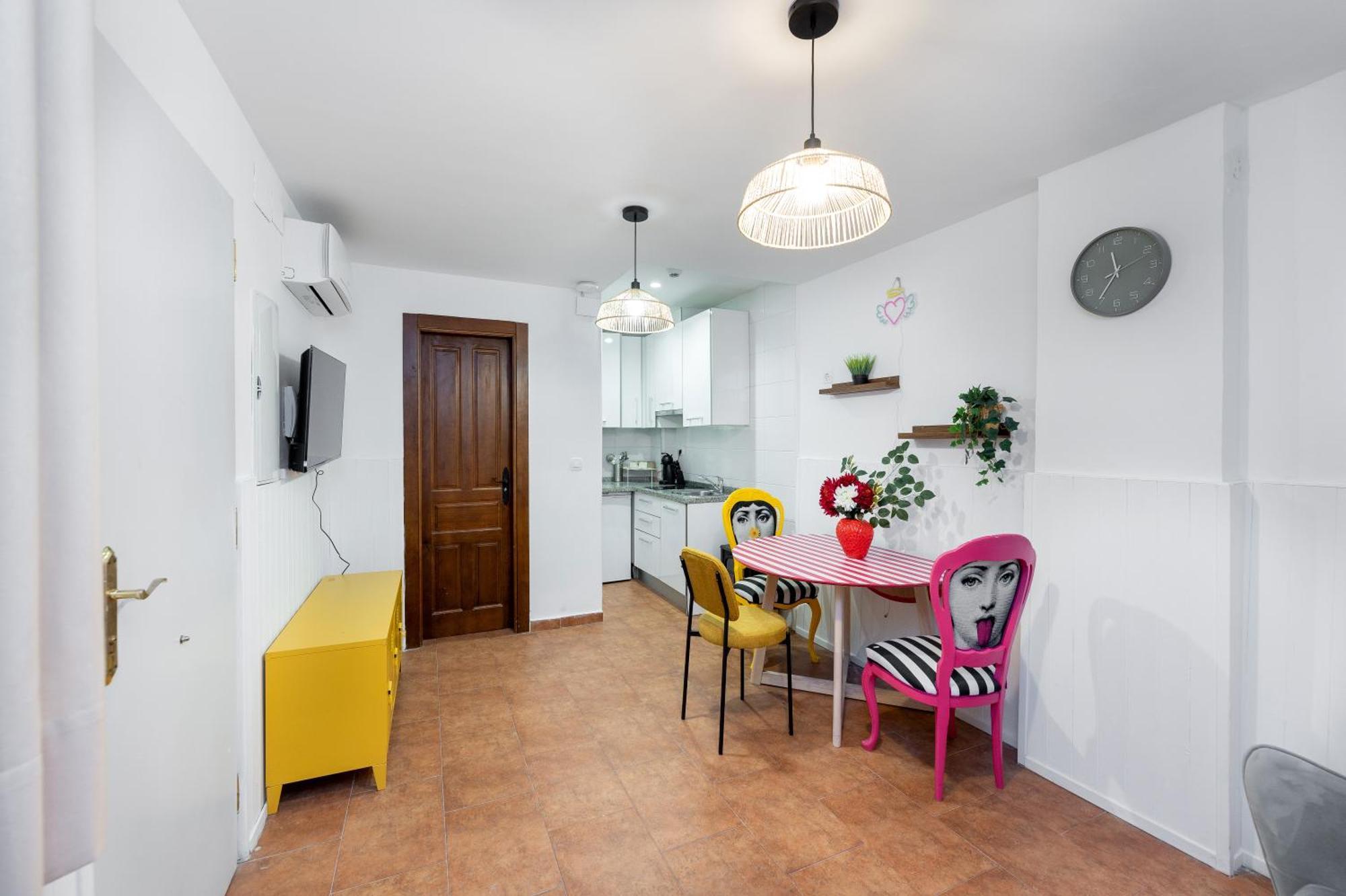Apartment - Pinksparrow - *