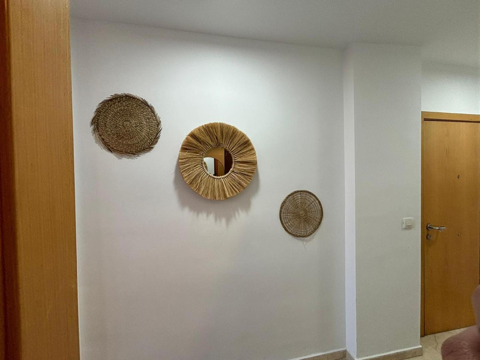 Insonorizado Con Vistas A Plaza Bib Rambla Apartment *