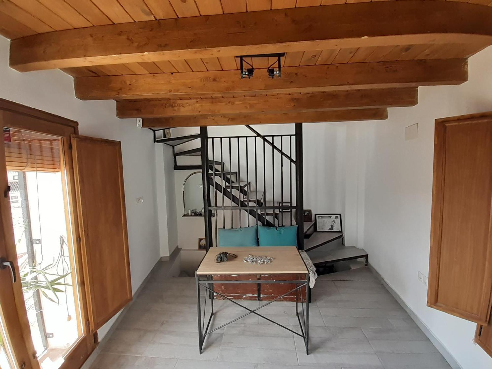 La Torre Homestay *
