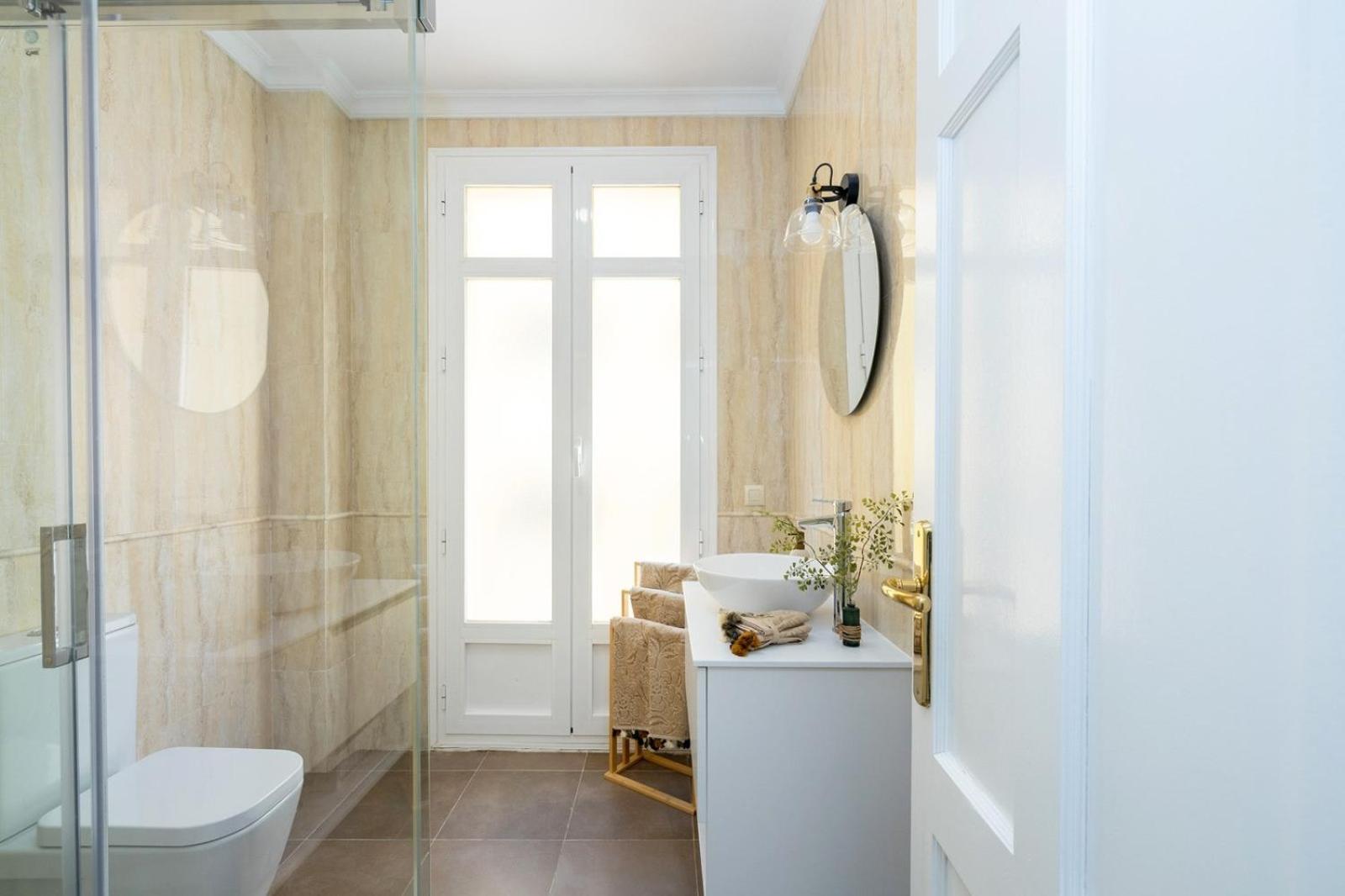 Gran Via Cozy And Elegant Apartment