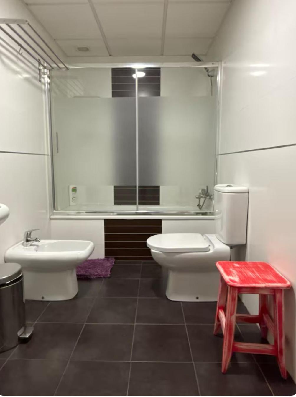 Homestay Master With Office And Private Bathroom Granada