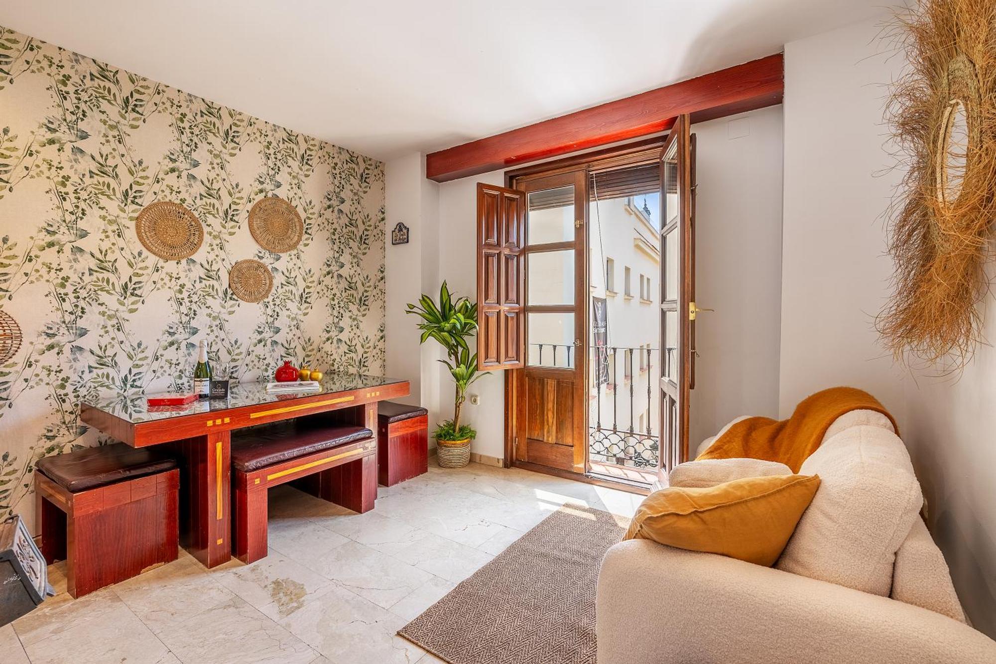 Apartamento Triplex Con Encanto Granadino En El Barrio Del Realejo *