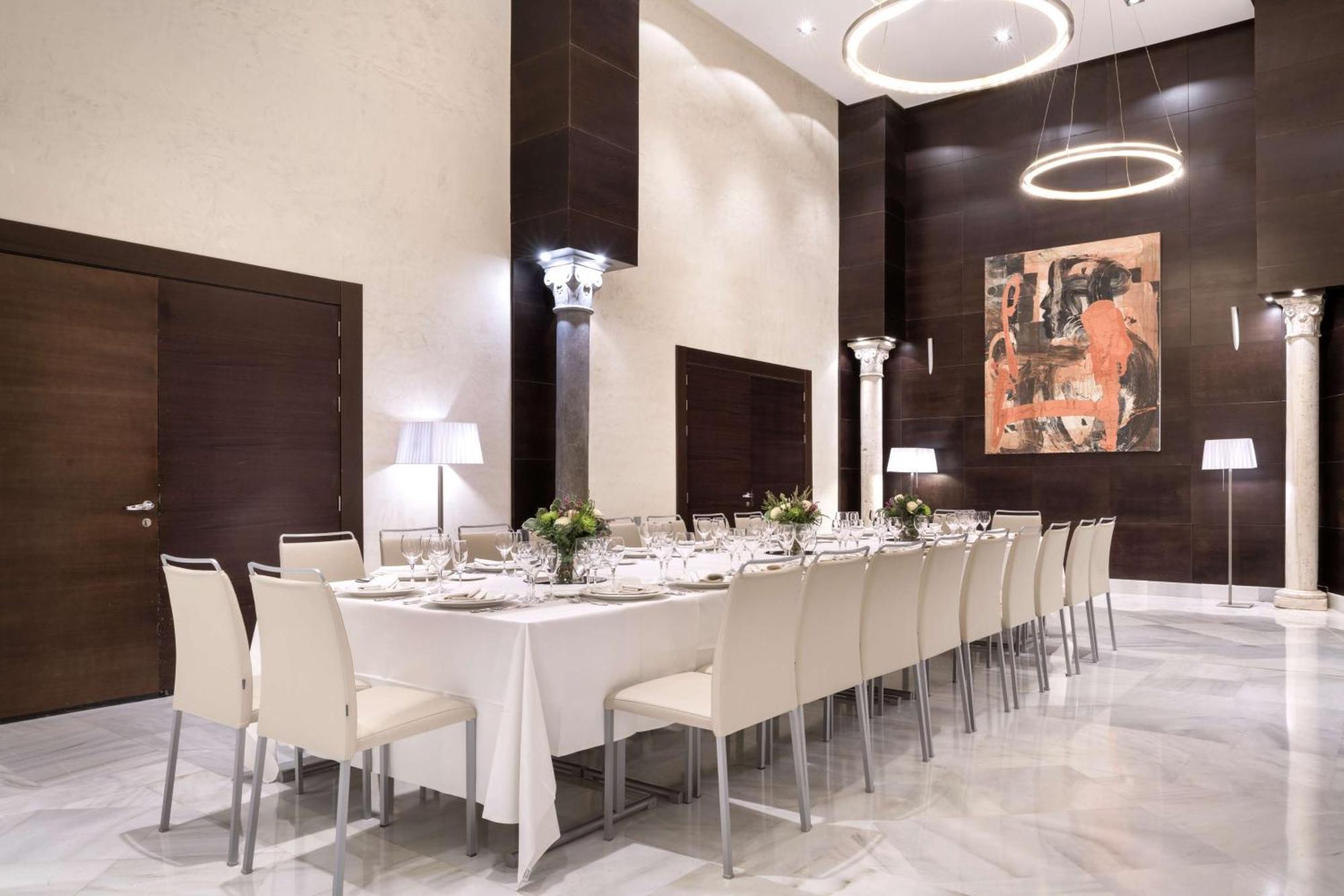 Nh Collection Victoria 4* Granada