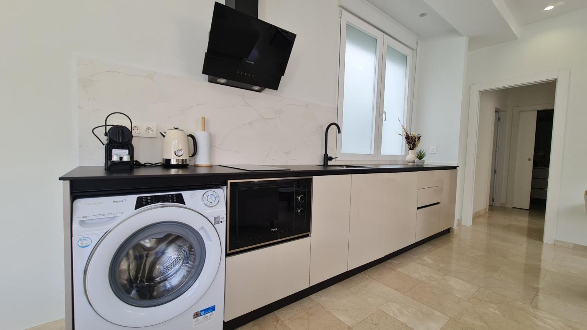 Navas Penthouse 302 By Florentia Homes Apartment