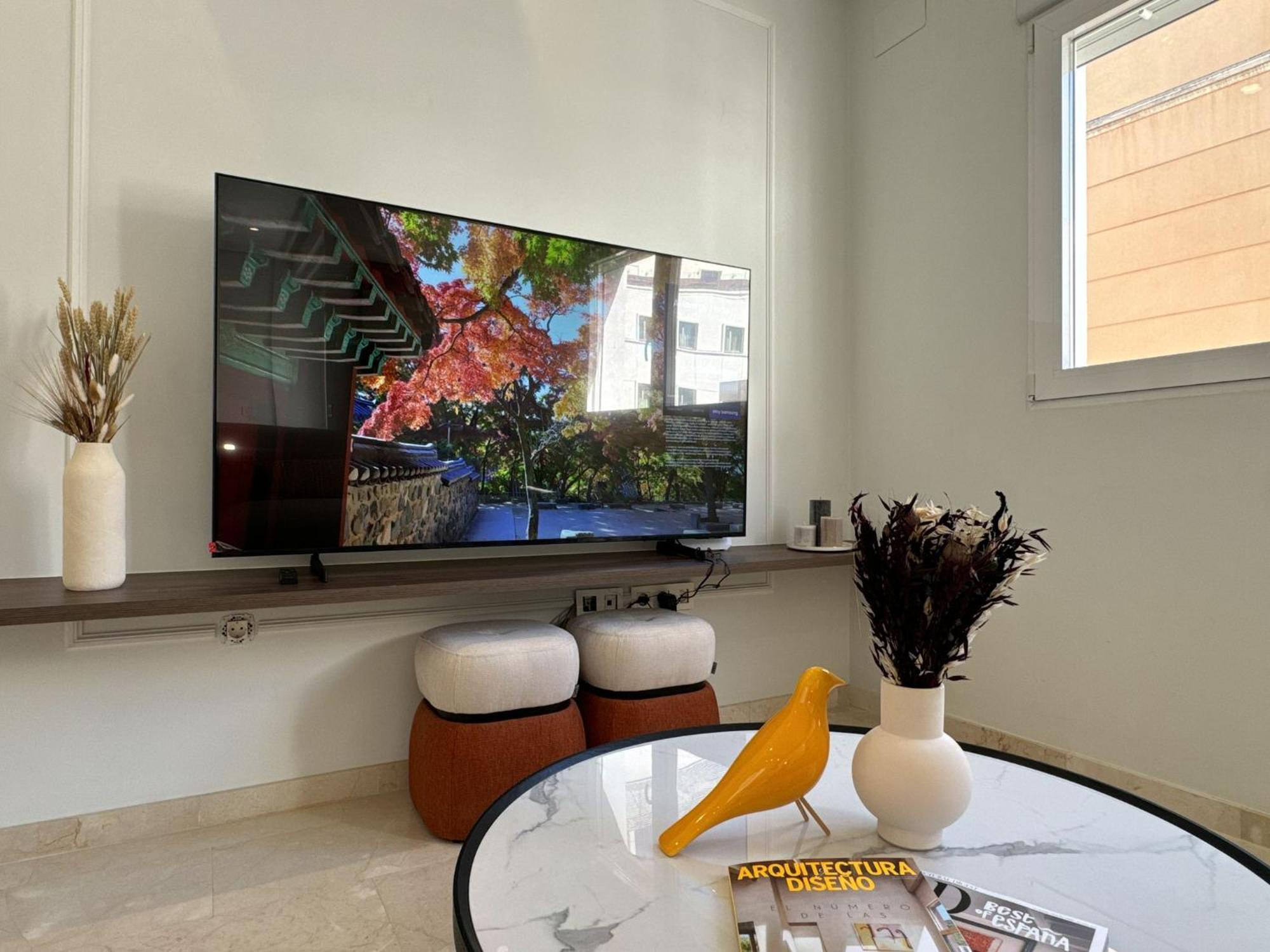 Navas Penthouse 302 By Florentia Homes Apartment