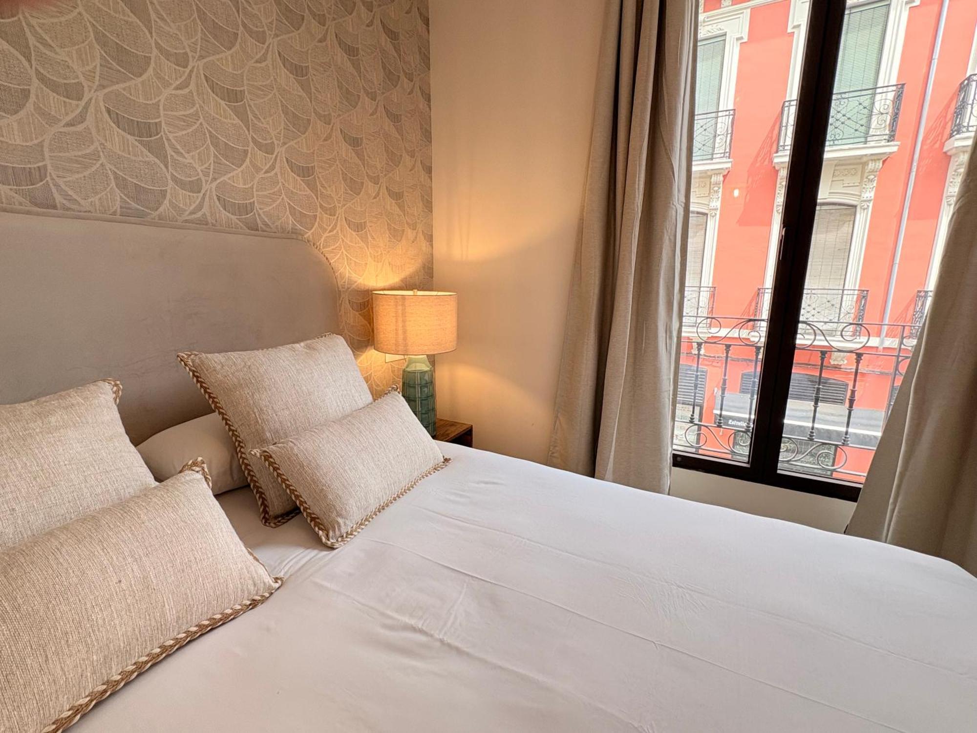 Apartment Genteel Plaza Del Realejo