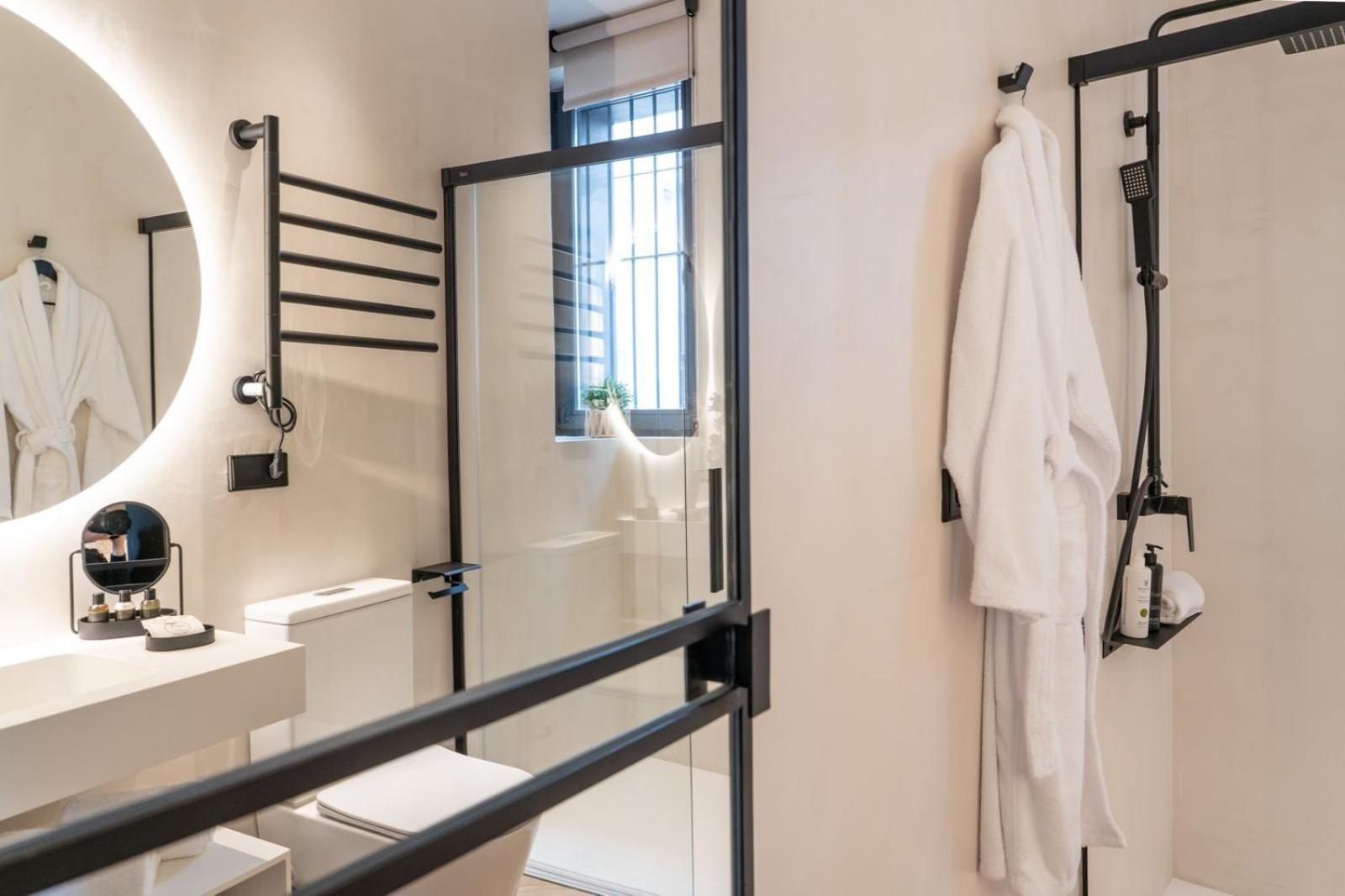 Amiras Homes Collection Hotel