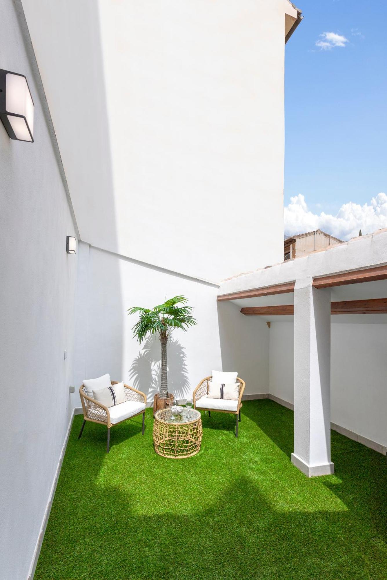 Genteel Plaza Del Realejo