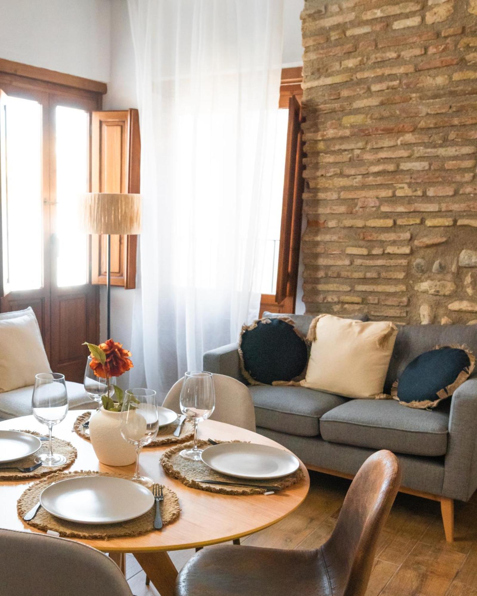 Qh Correo Viejo Apartment *