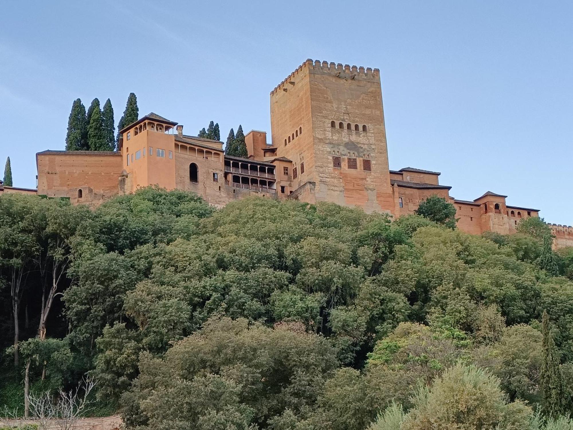 Balcon A La Alhambra Morayma * Granada