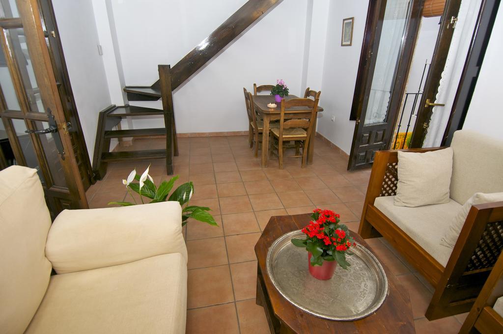 Gumiel Apartment