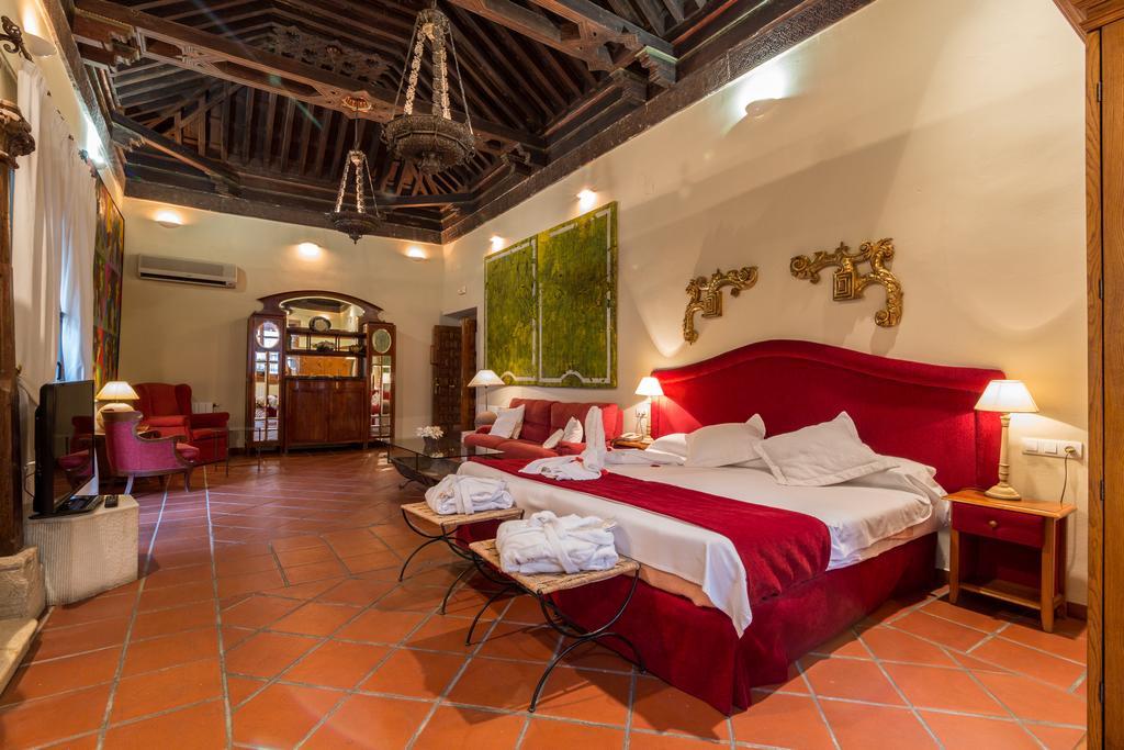 Palacio De Santa Ines Hotel 3*