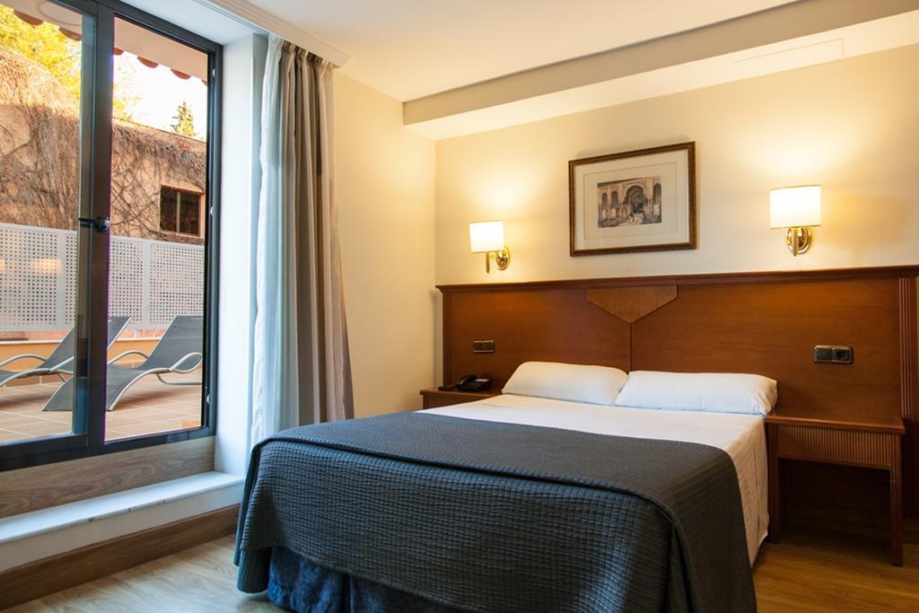 Hotel Porcel Alixares 4*