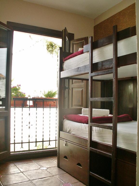 Oasis Backpackers' Granada