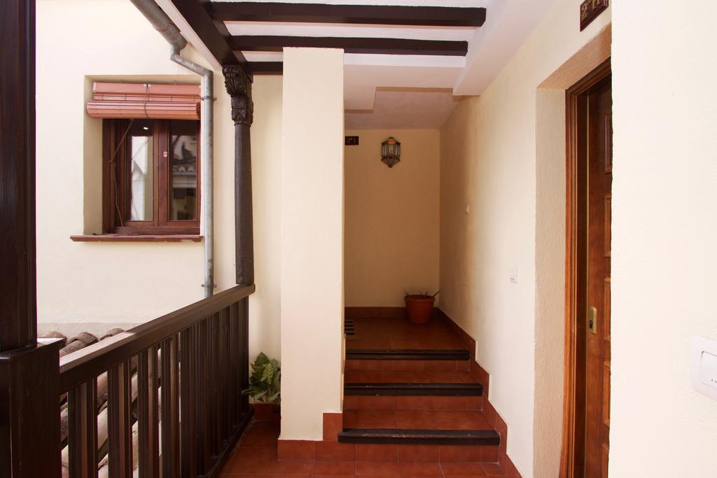 Inside La Corrala Apartment Granada