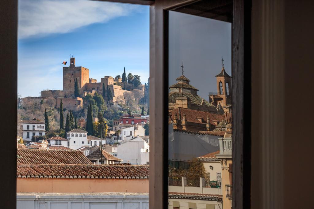 Plaza Del Carmen Apartment *