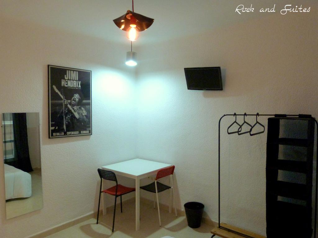 Rock And Guest house Granada
