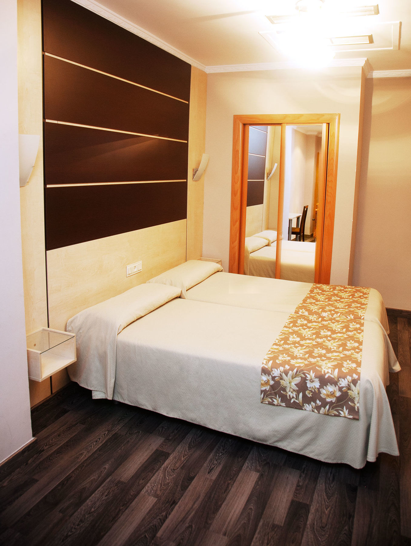 Hotel Universal 3*