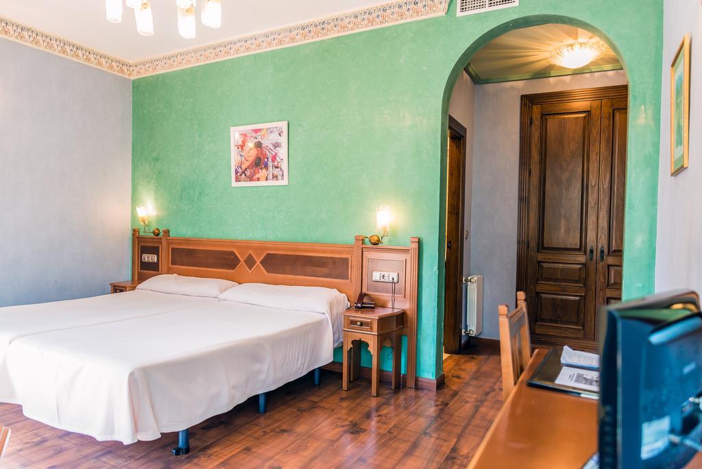 Del Toro Hotel Granada