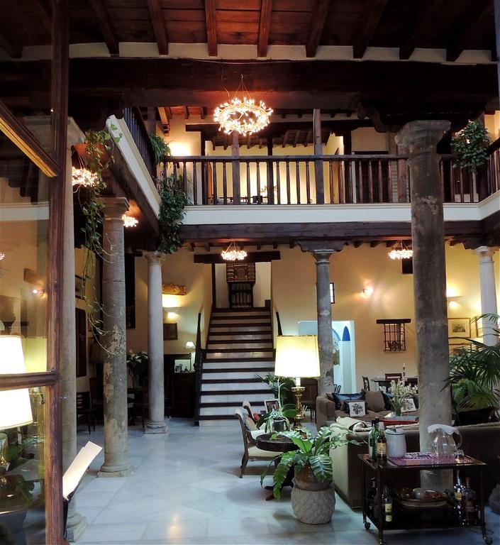 Palacio Del Cobertizo De Santa Ines Granada