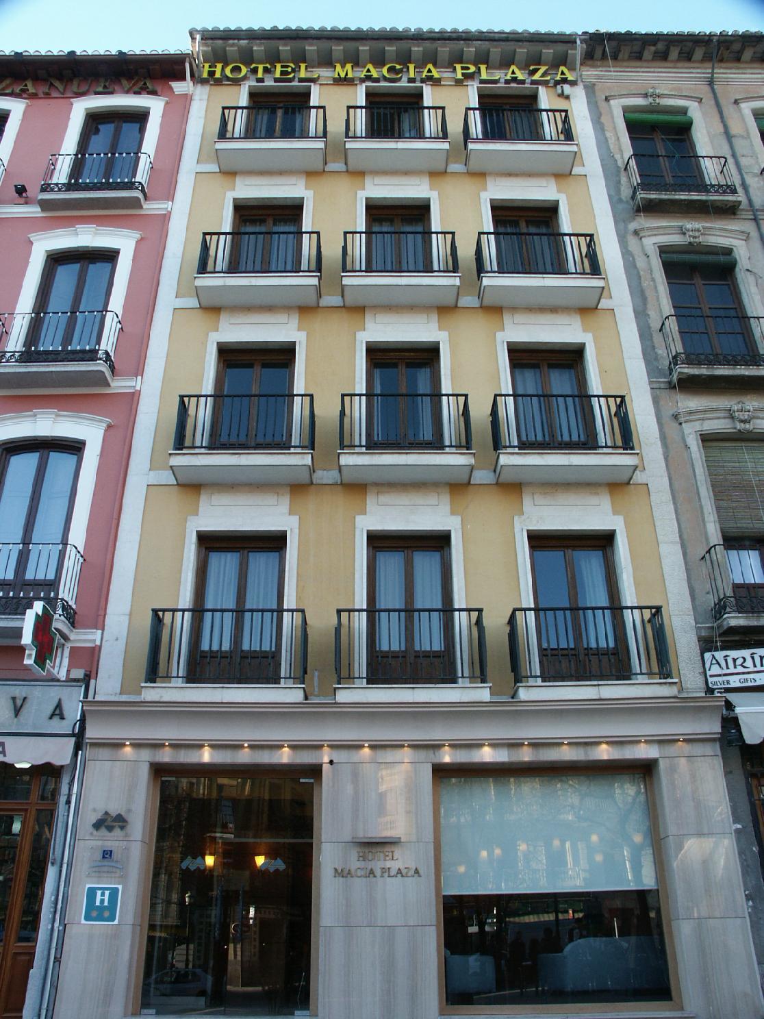 Macia Plaza 2* Granada