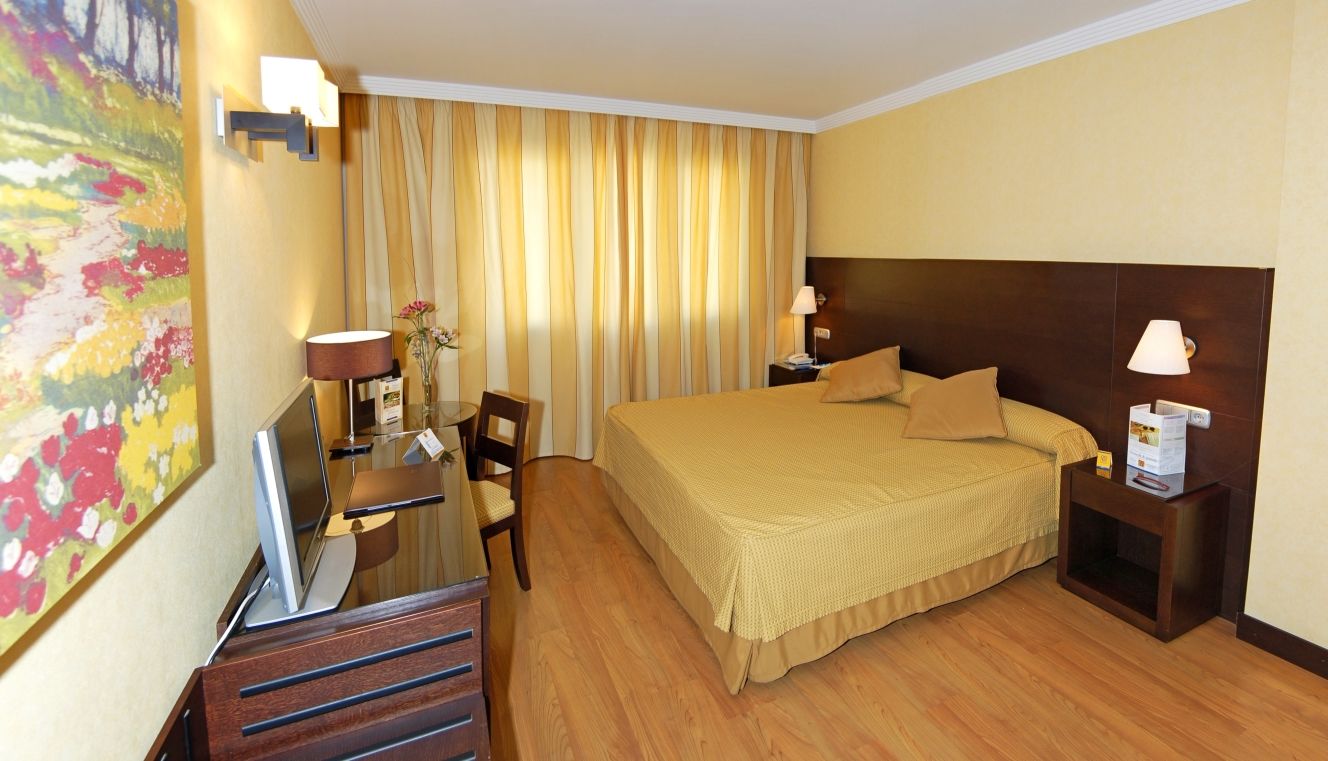 Occidental Hotel 4*