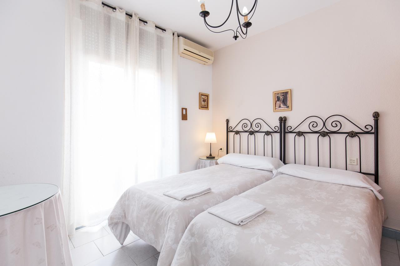 Pension Mesones