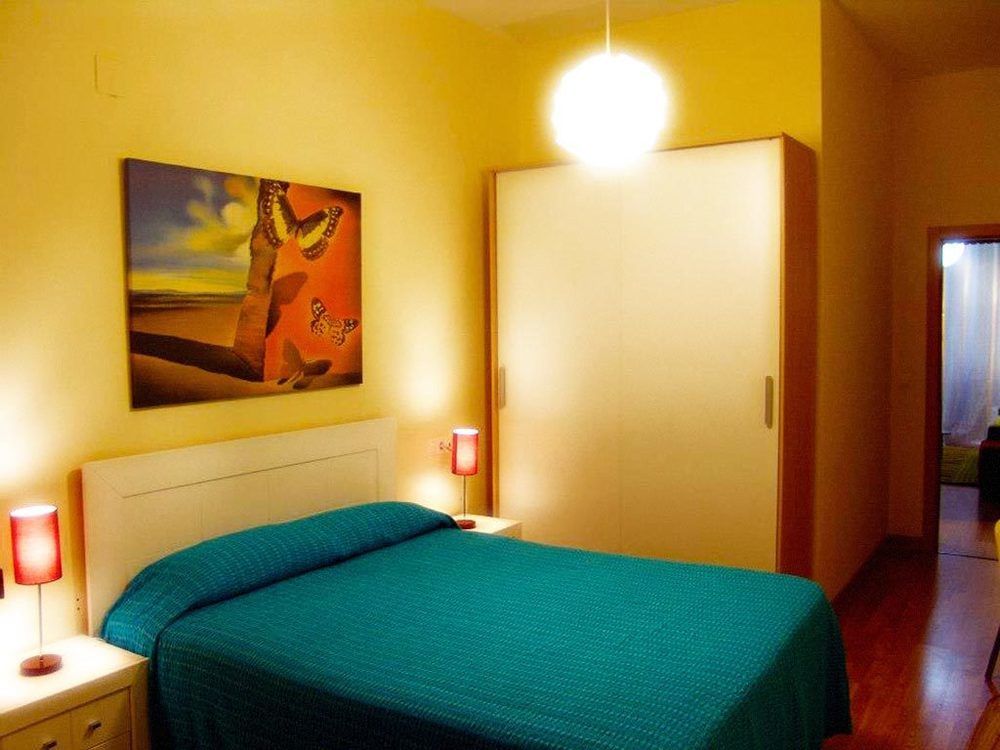 Turisticos Centro Apartment Granada